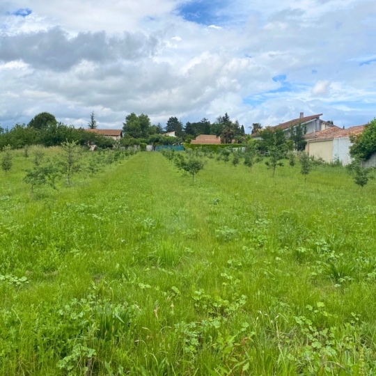  Annonces TOURNON : Ground | LARNAGE (26600) | 0 m2 | 109 000 € 