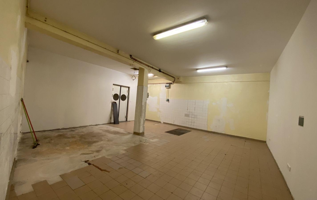 Annonces TOURNON : Local / Bureau | PONT-DE-L'ISERE (26600) | 140 m2 | 725 € 